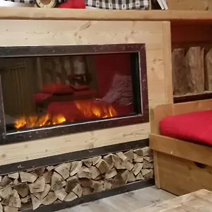 https://chalet-des-rennes.fr-provencehotel.com